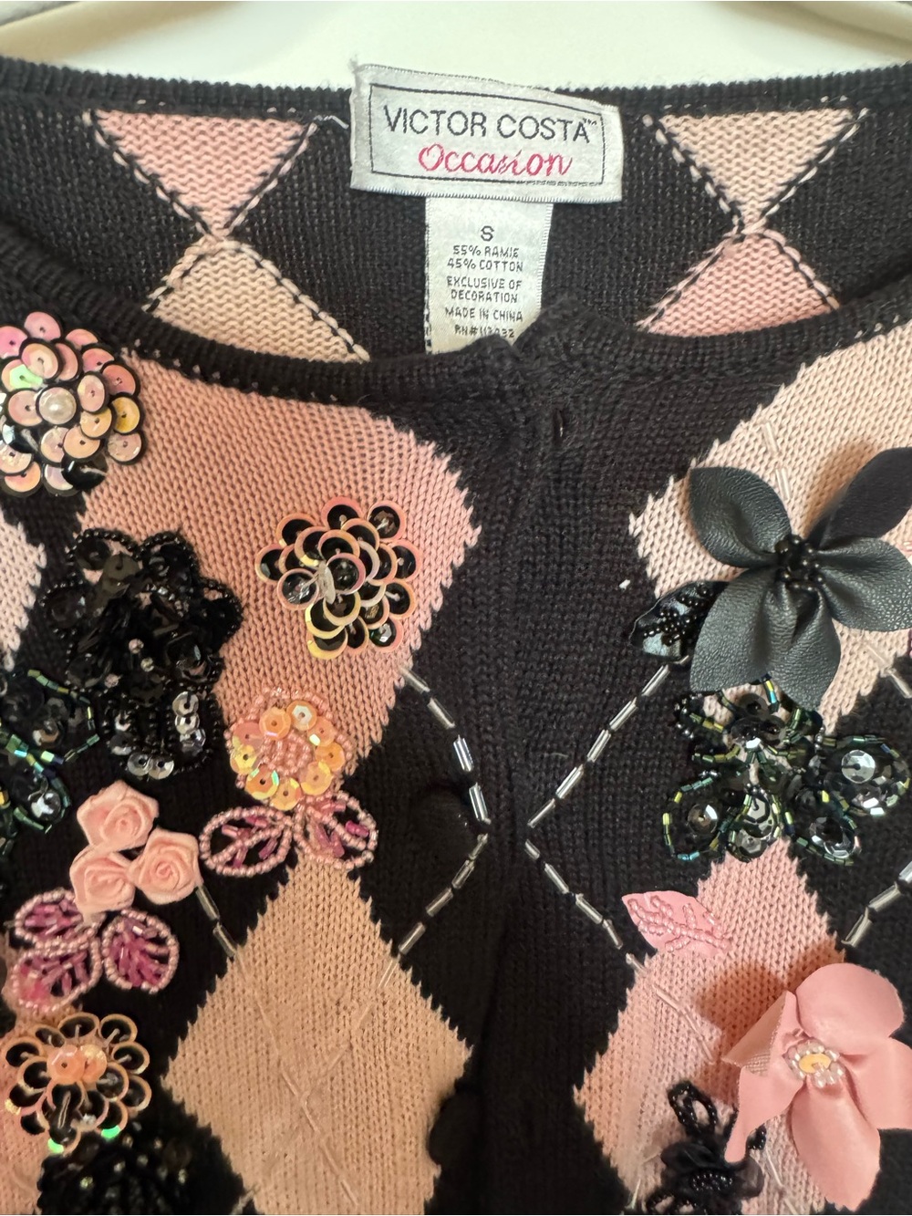 VTG beaded cardi with floral appliqué - Picture 4 of 6